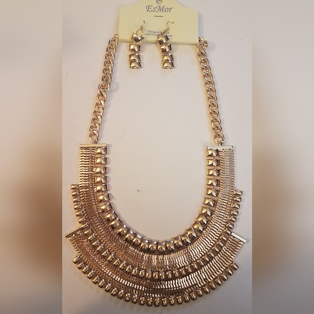Rare Cleopatra Egyptian Collar necklace with earrings